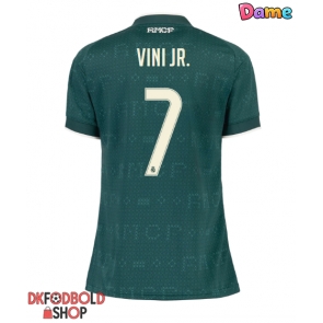 Real Madrid Vinicius Junior #7 Udebanetrøje Dame 2026-27 Kort ærmer Real Madrid Vinicius Junior #7 Udebanetrøje Dame 2026-27 Kort ærmer